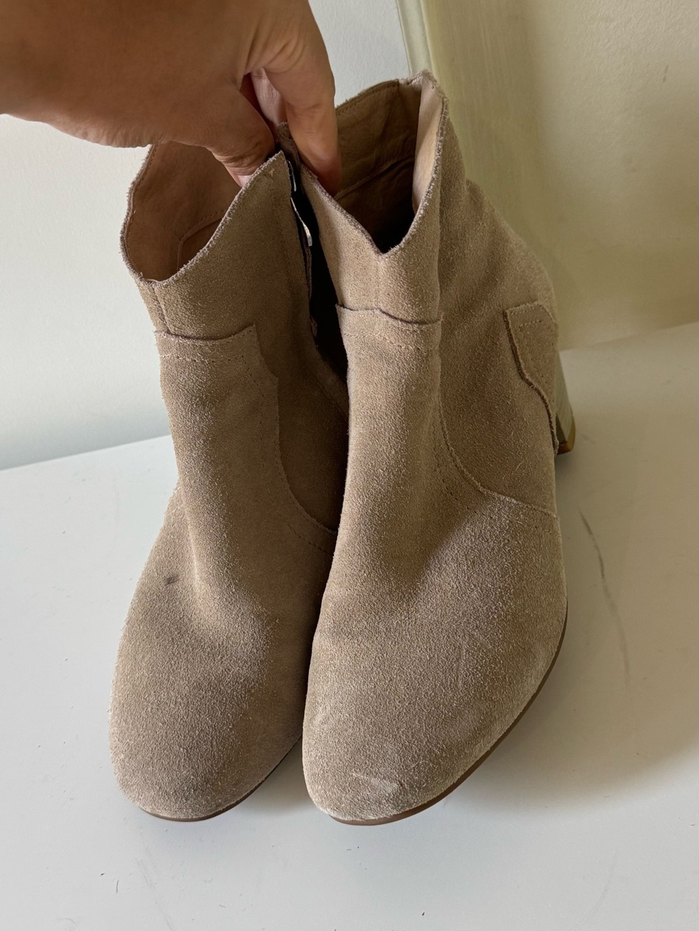 Aldo Taupe Suede Ankle Booties Size 7